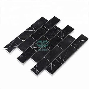 Mosaic de marbre negre