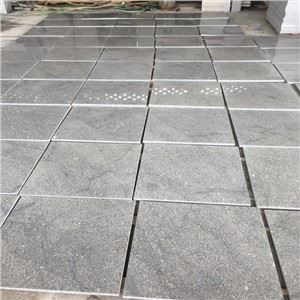 Rajola de granit gris cendra polida