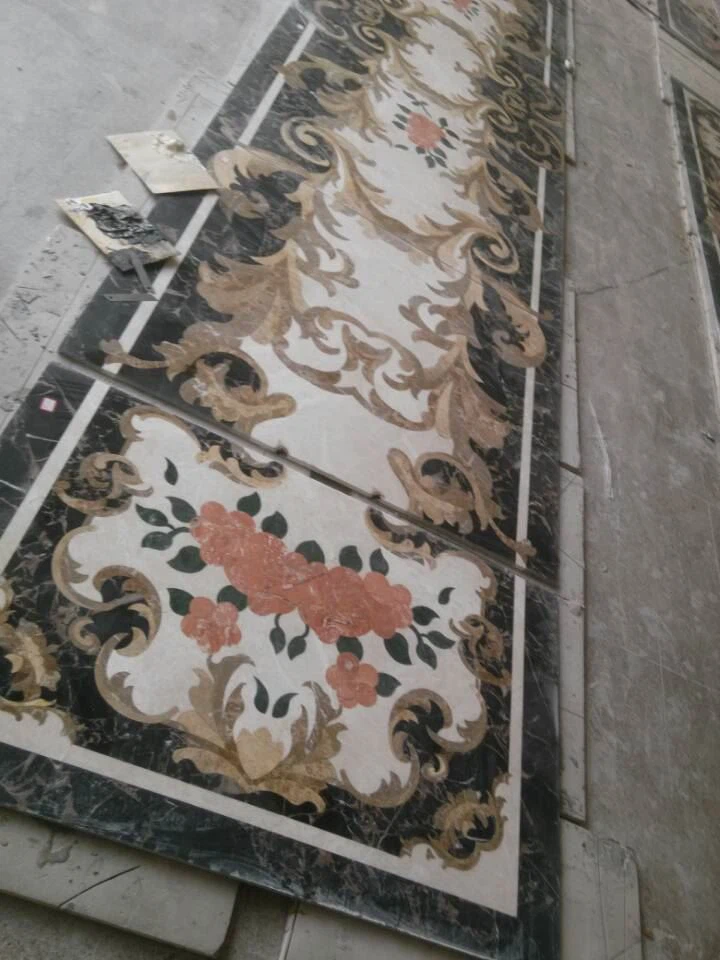 Villa Corridor Medallion 