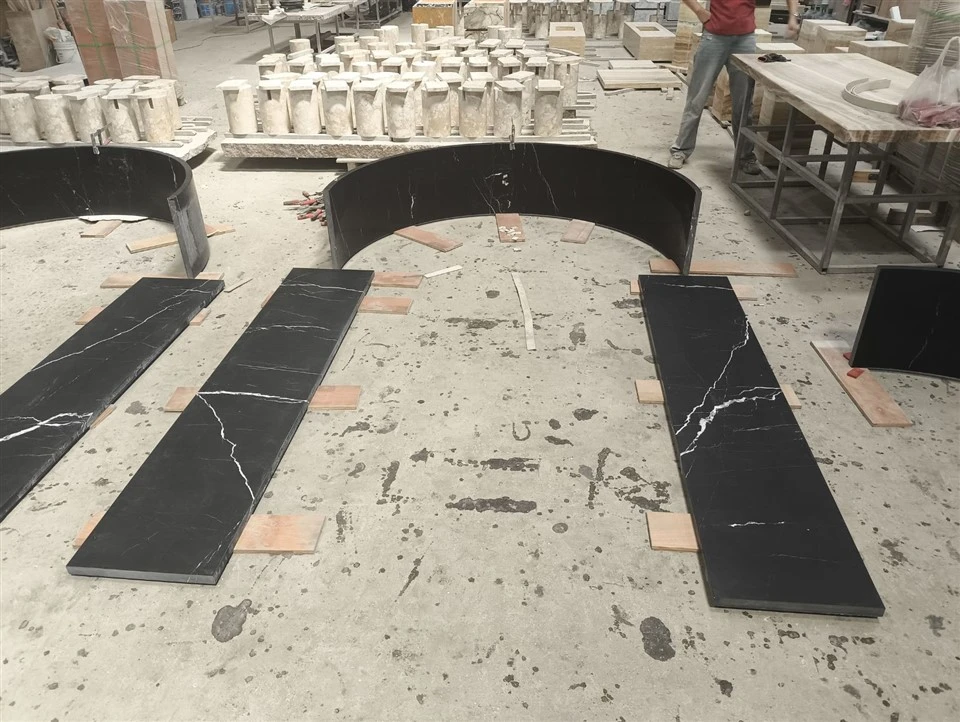 Marcs de portes de marbre negre Marquina